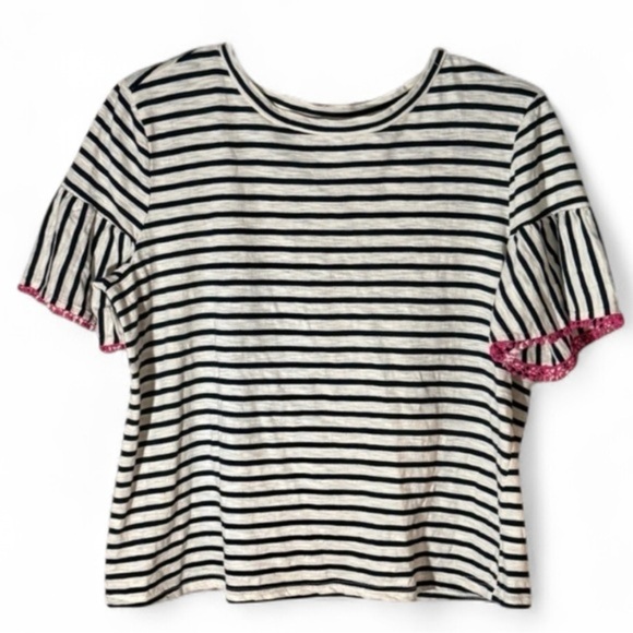 W5 SIZE M Black and White Striped Top with Pink Detail - Picture 2 of 8